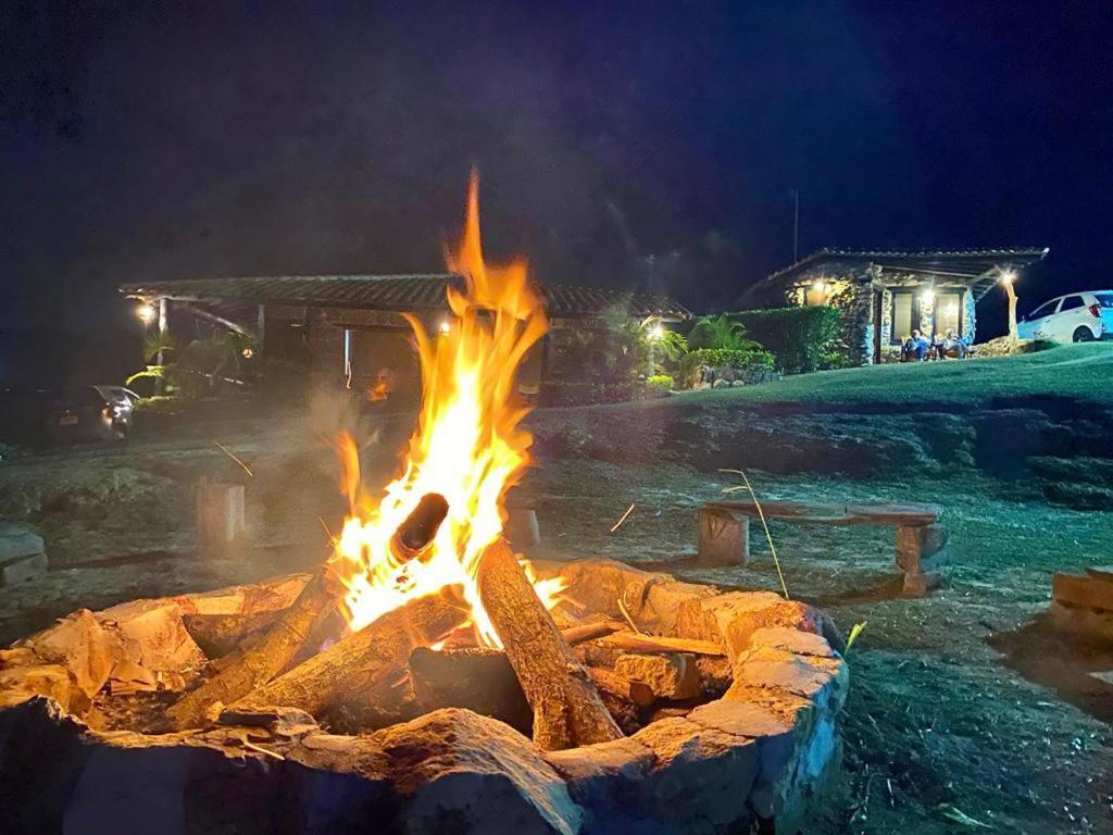 Cabanas Y Hostal Bonanza Mesa De Los Santos Los Santos  Dış mekan fotoğraf