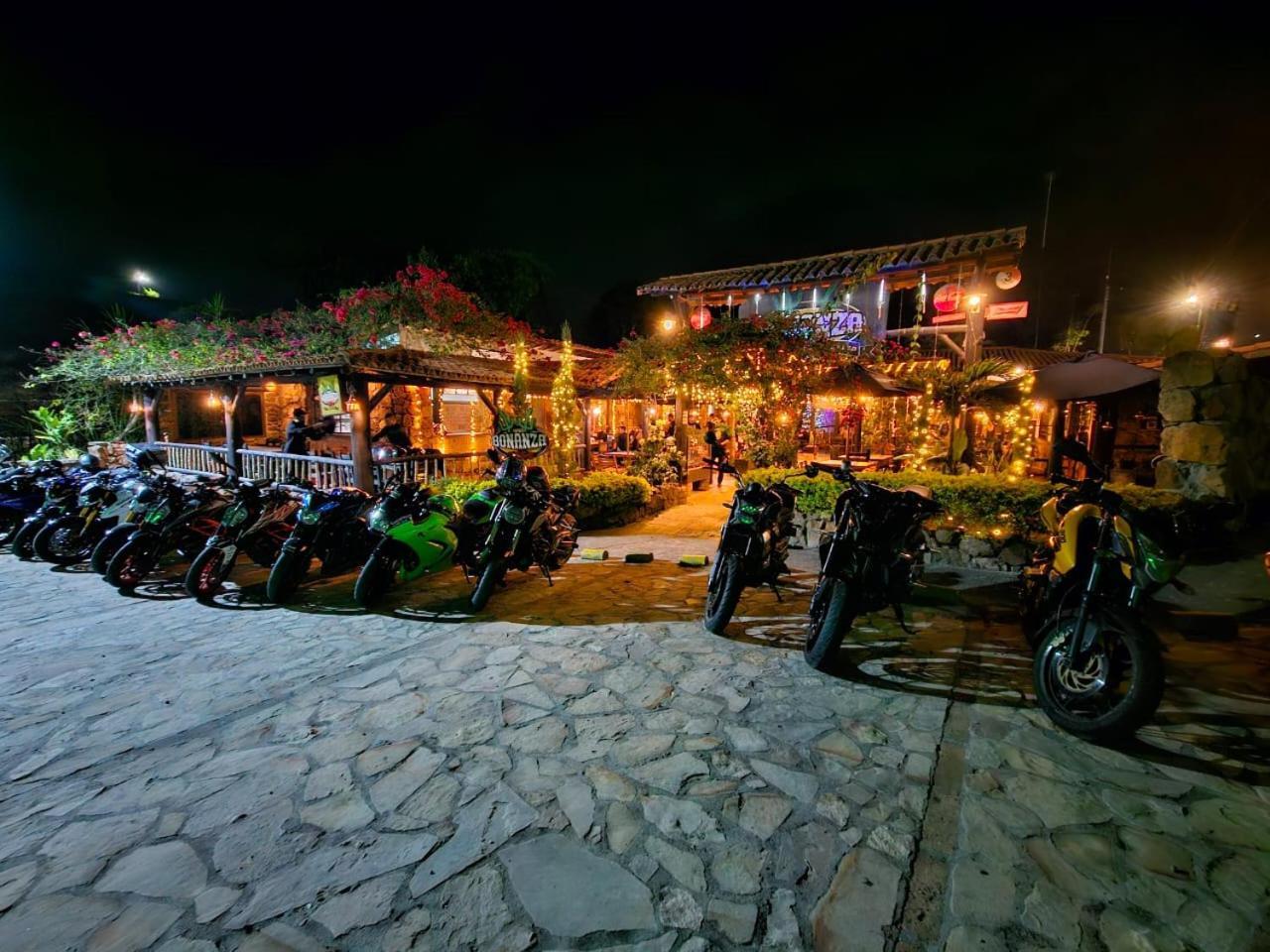 Cabanas Y Hostal Bonanza Mesa De Los Santos Los Santos  Dış mekan fotoğraf